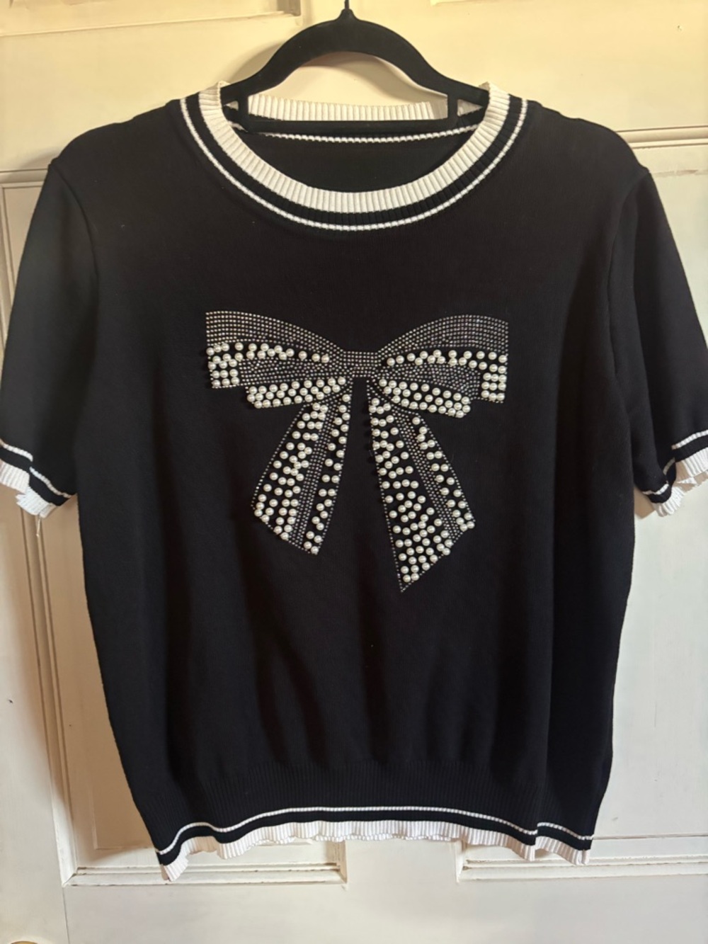 Black Short Sleeve Sweater with Rhinestone Bow